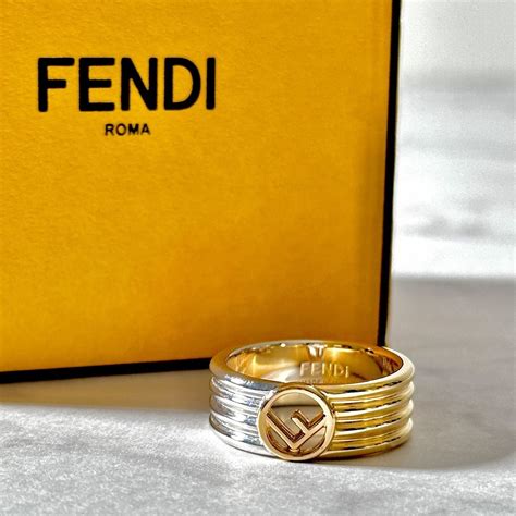 Fendi メンズ アクセサリー 